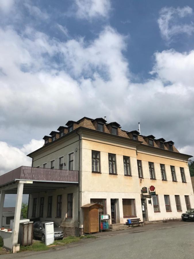 Červený Kostelec Apartman Na Bohdasine מראה חיצוני תמונה