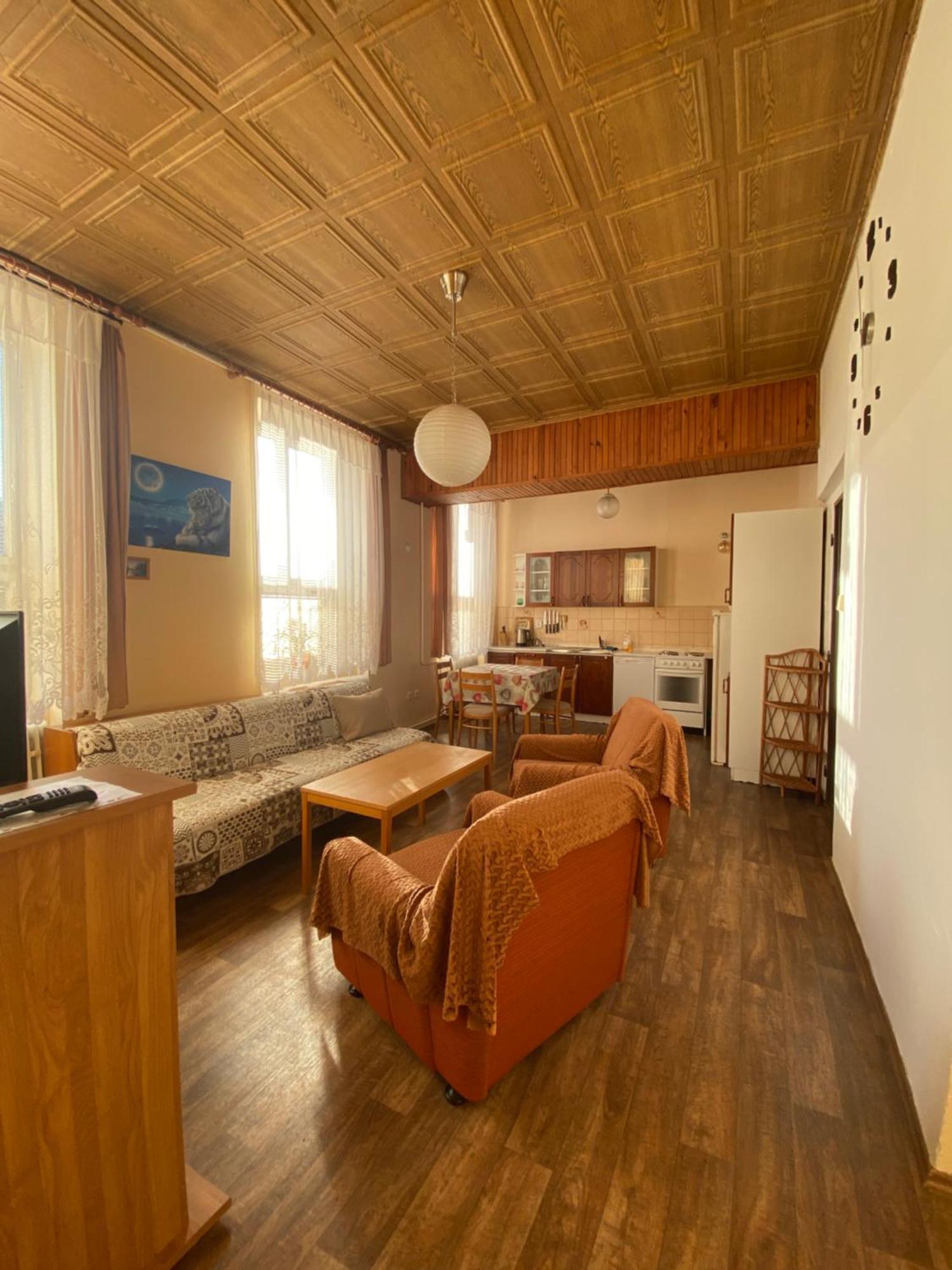 Červený Kostelec Apartman Na Bohdasine מראה חיצוני תמונה